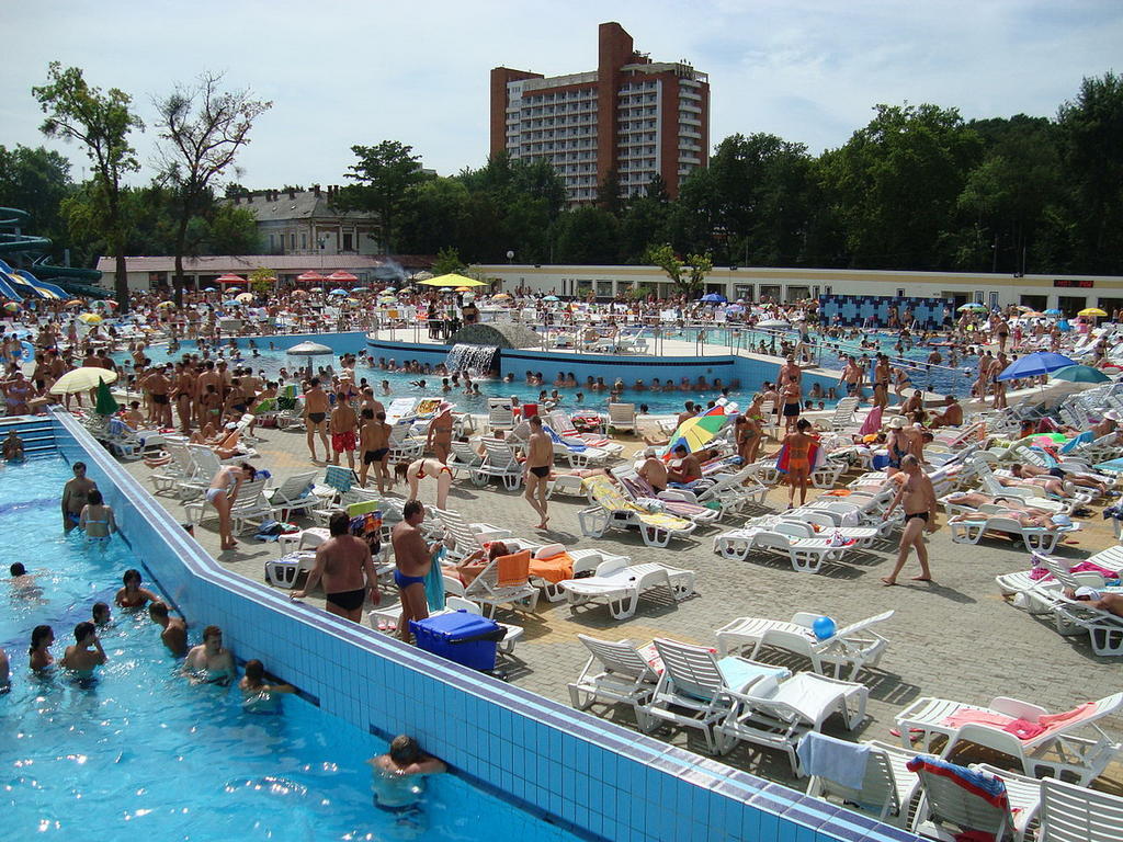 Garsoniera Cristina Apartment Băile Felix Екстериор снимка